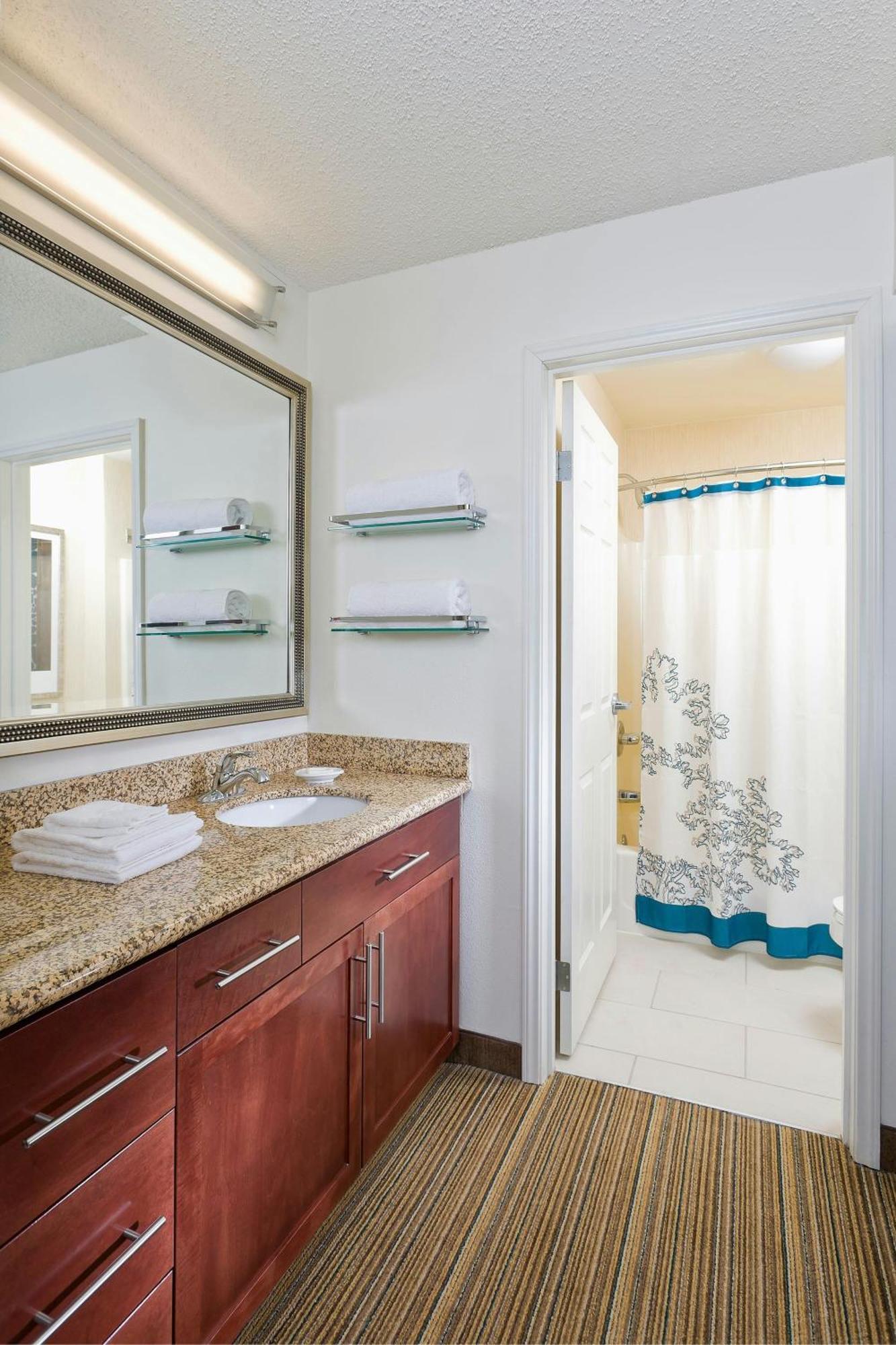 Residence Inn By Marriott Dallas Lewisville Exterior foto